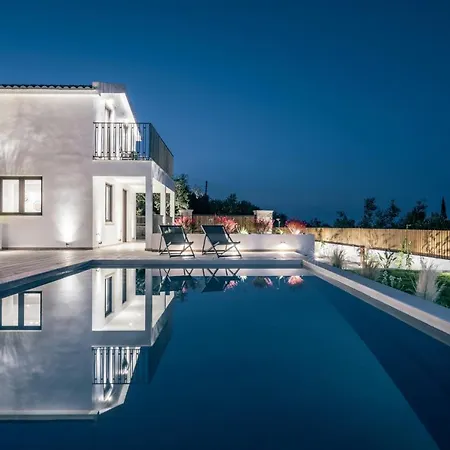 - Heated Pool With Stunning Views, By Zantewize ヴィラ